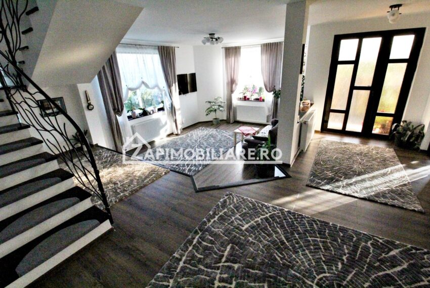 property_image_746530_1