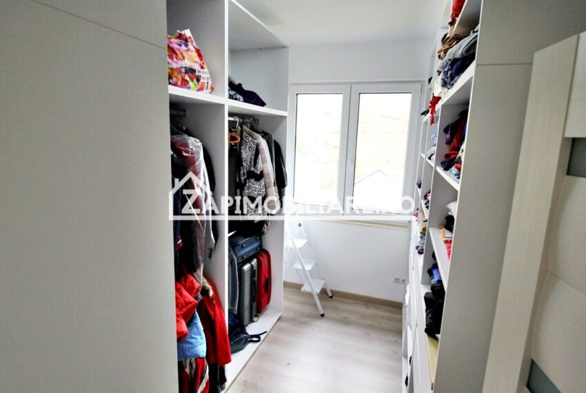 property_image_2187404_11